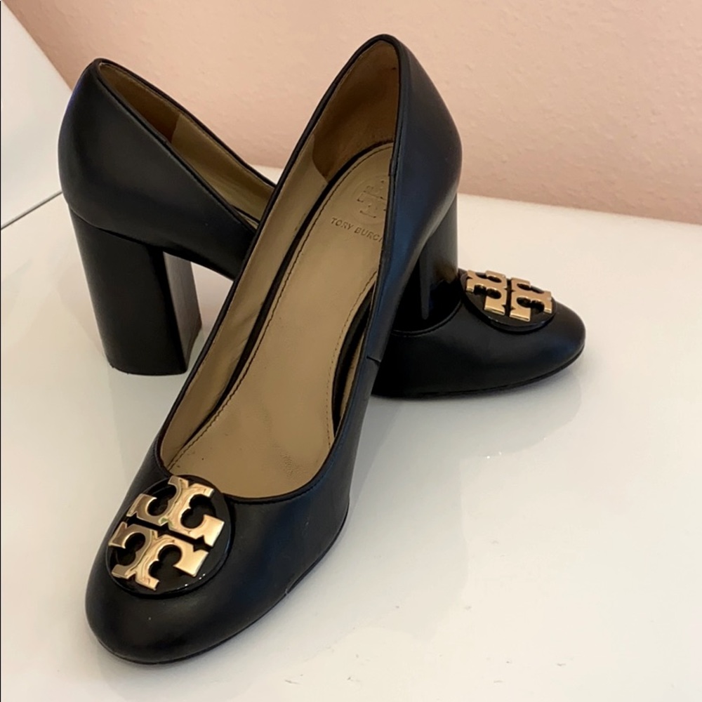 Tory Burch Miller Heels Pumps 7.5 Black & Gold